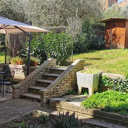 Em Apartament